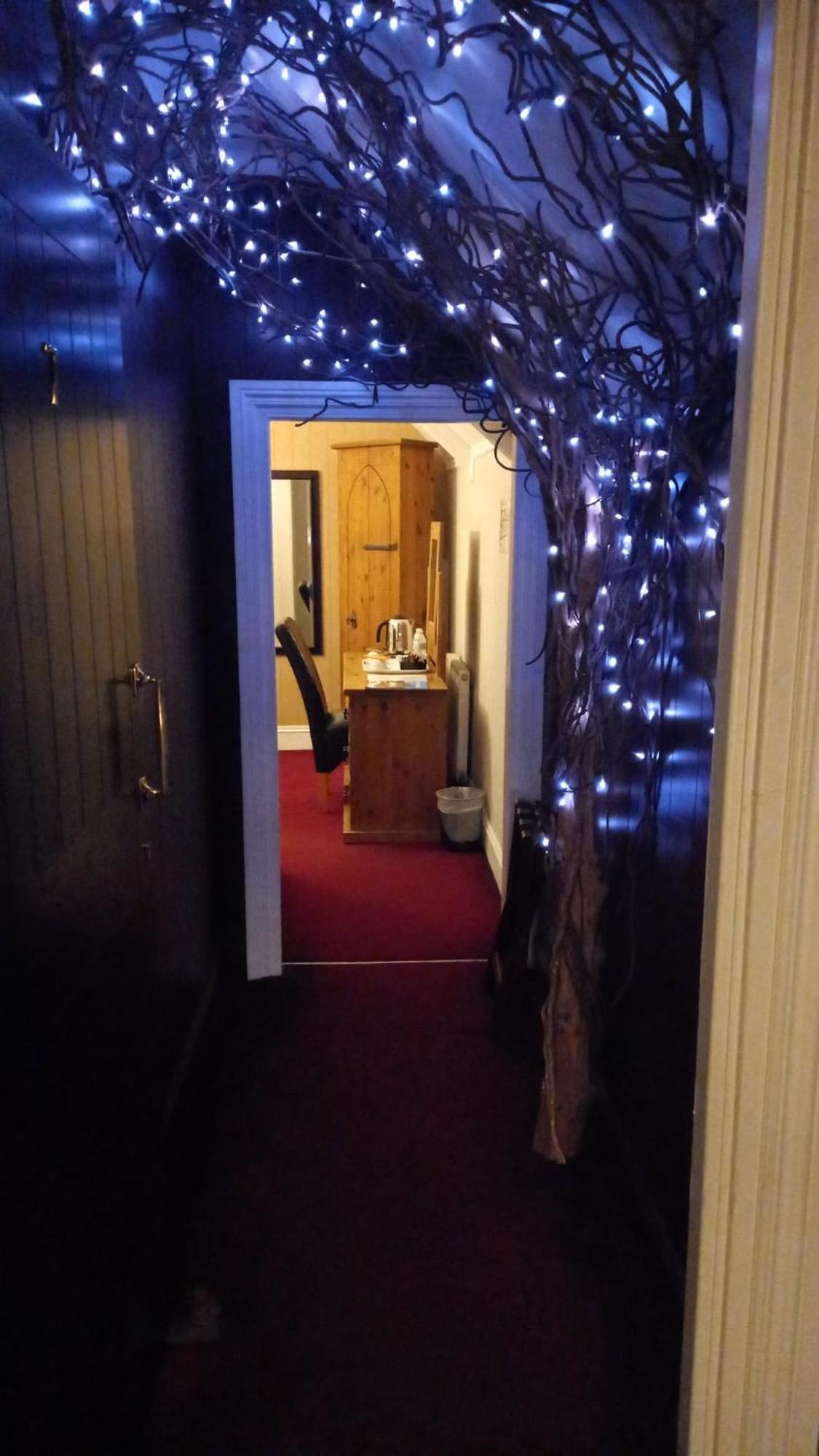 No1 Hotel Wooler Bagian luar foto